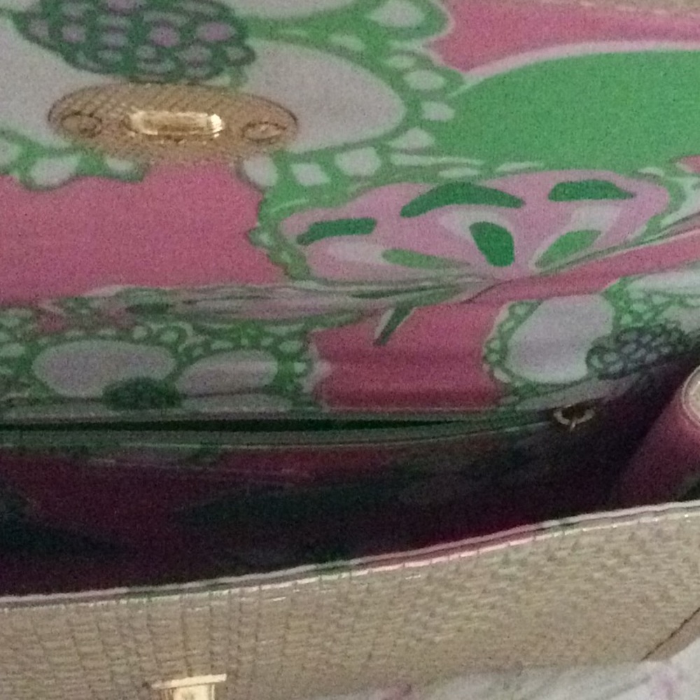 SOLD Lilly Pulitzer gold handbag clutch SOLD - Picture 4 of 5